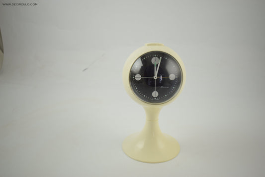 Reloj despertador Blessing con pedestal blanco en forma de tulipán, fabricado en Alemania. Era espacial, hecha de plástico desde principios de los años 1970