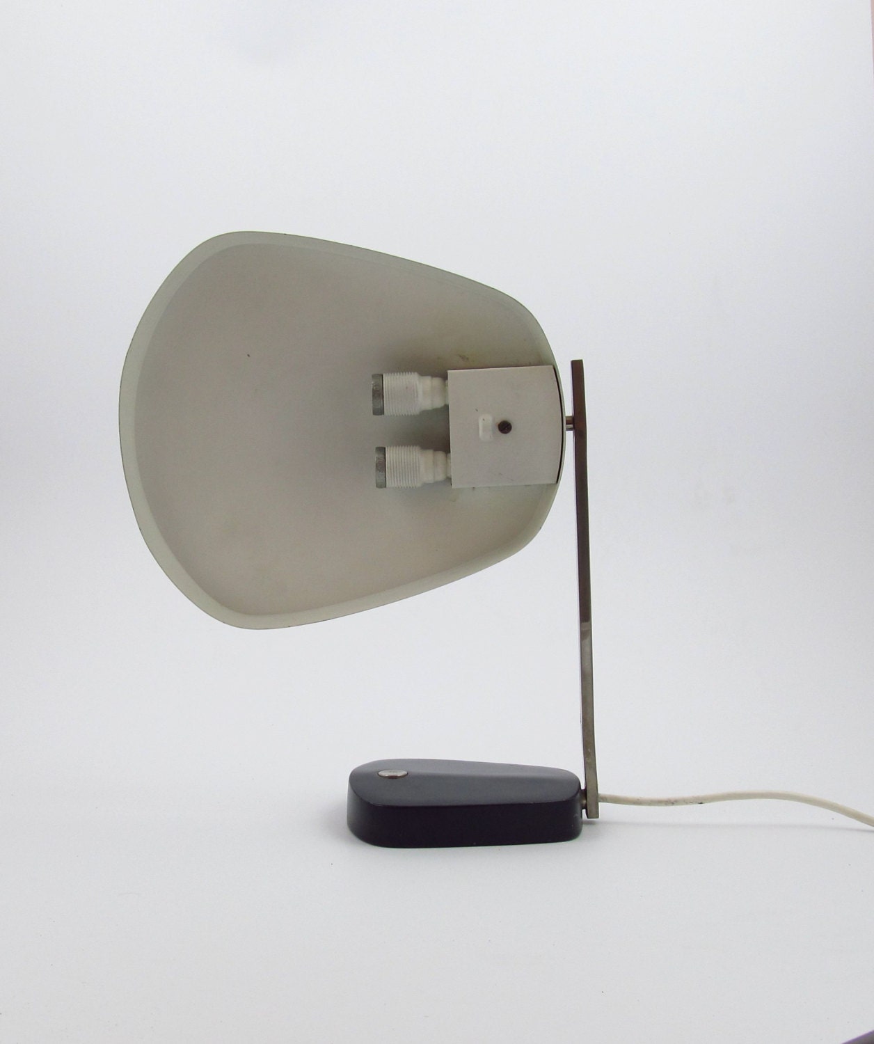 Hillebrand leuchten tafellamp Oslo ontworpen door Heinz Pfaender 1962.