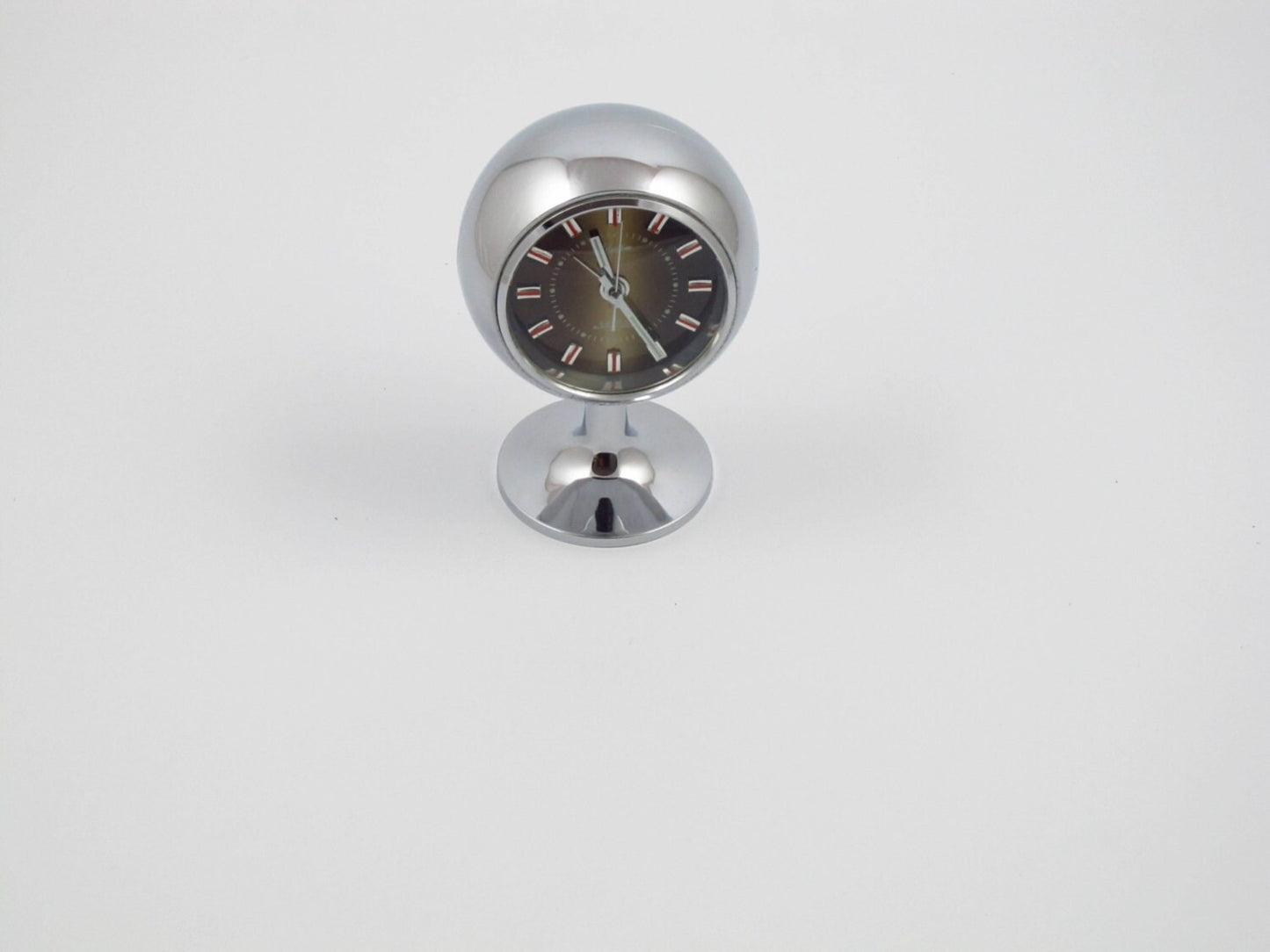 Reloj despertador japonés con pedestal Rhythm 2 joyas