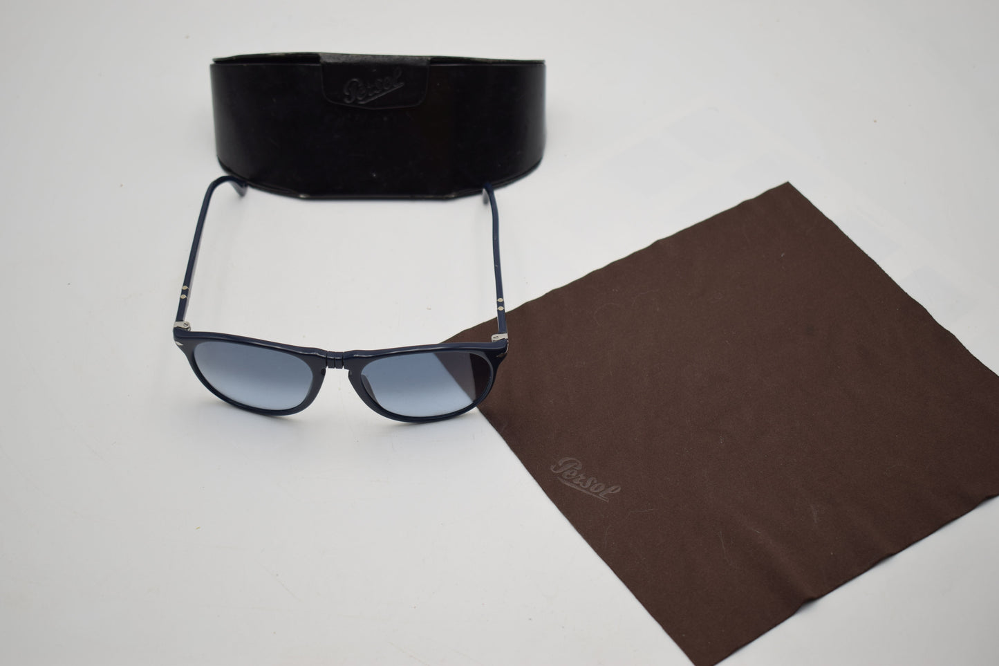 fendi chanel, vintage sunglasses, gucci prada, ray-ban oakley, persol balmain, burberry versace, cartier dior, Yves Saint Laurent, Miu Miu ysl, summer woman gift, dolce gabbana, Swarovski Trifari, Guerlain revlon