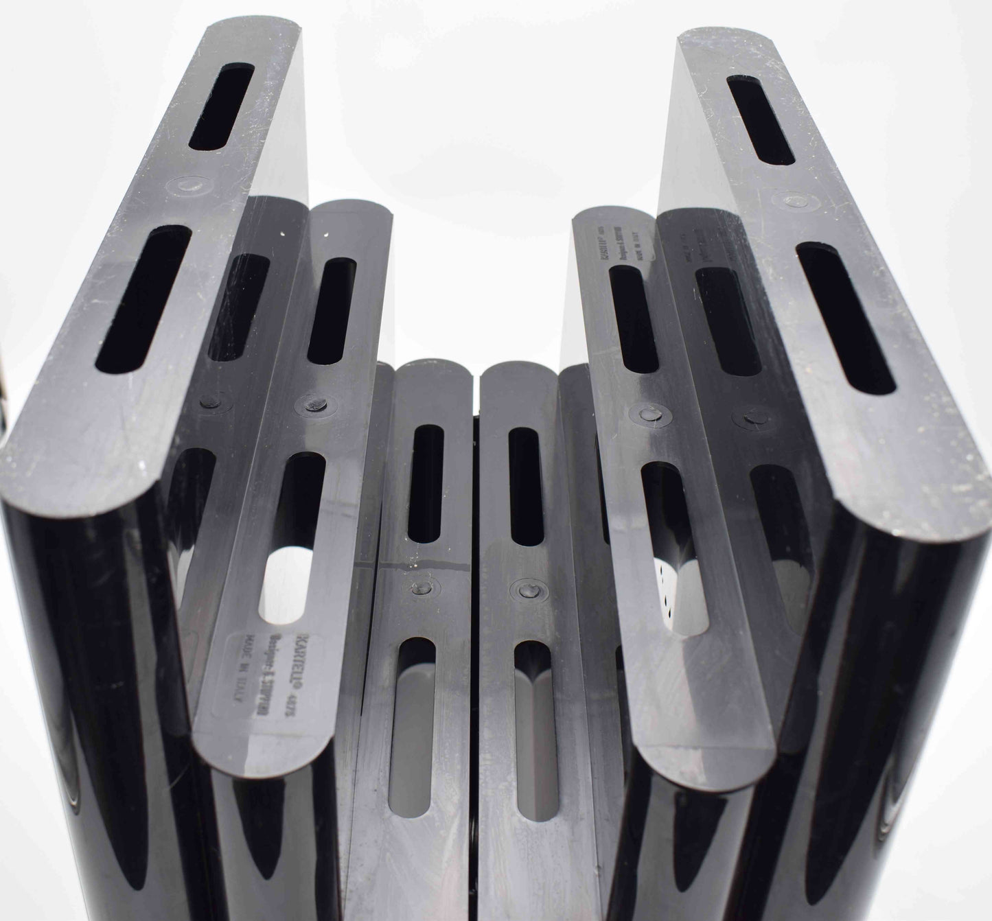 kartell magazine rack