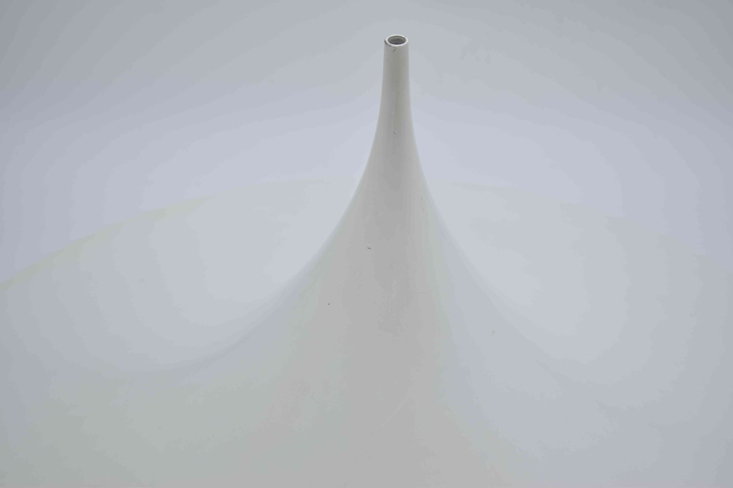 Semi fog morup, Bonderup Thorup, Danish designlamp, Scandinavian design, minimalism, moma new york, midmod sixties, happy days, white lamp, diningroom light, minimalist light, kitchen light, vitra miller