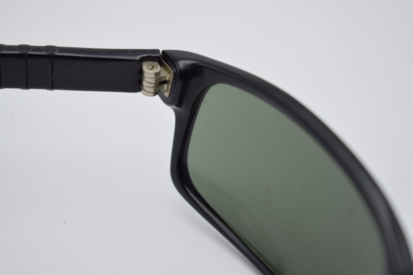 fendi chanel, vintage sunglasses, gucci prada, ray-ban oakley, persol balmain, burberry versace, cartier dior, Yves Saint Laurent, summer woman gift, dolce gabbana, Swarovski Trifari, casino royale, james bond 707