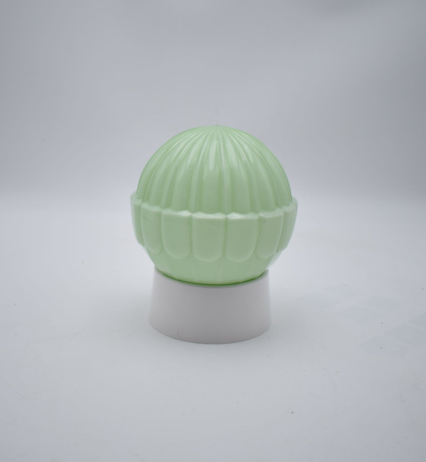 thabur lamp, art deco nouveau, french deco lamp, dutch glass, René Lalique, Le Corbusier, Jean Dunand, bauhaus, toilet light, hallway lamp, glass light bowl, elegant chic lamp, art deco lamp