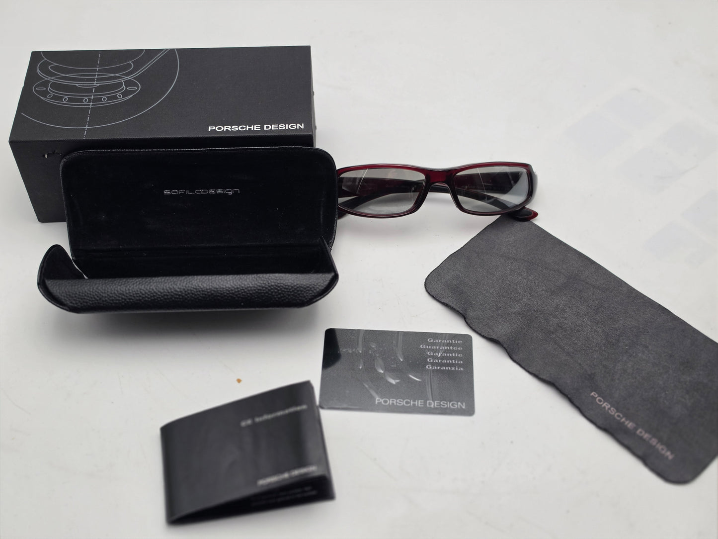 fendi chanel, vintage sunglasses, gucci prada, ray-ban oakley, persol balmain, burberry versace, cartier dior, Yves Saint Laurent, Miu Miu ysl, summer woman gift, dolce gabbana, Swarovski Trifari, Guerlain revlon