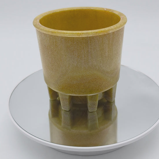 ad copier, cactus pot, flower pot, ceramic glass design, leerdam glass, 1950s graniver, art deco vase, presed glass, René Lalique, Dale Chihuly, Iittala glass, unica series, green yellow vase