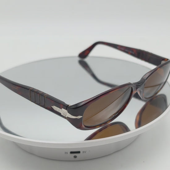 persol 2607-s vintage sunglasses with case