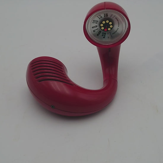 Toot-a-Loop panasonic Red plastic AM-transistor wrist-radio R-72