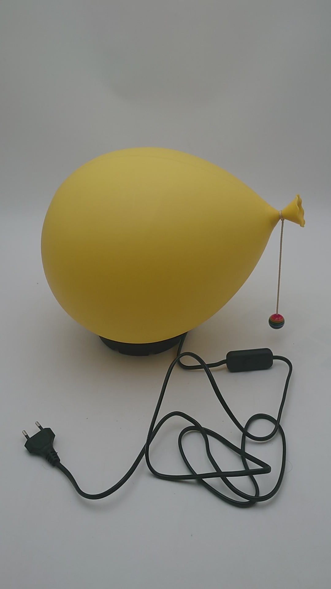 bilumen, kids lights, eames, children, kids, balloon, panton, present, balloon lamp, baby shower present, verner panton, children design, birthday present kid