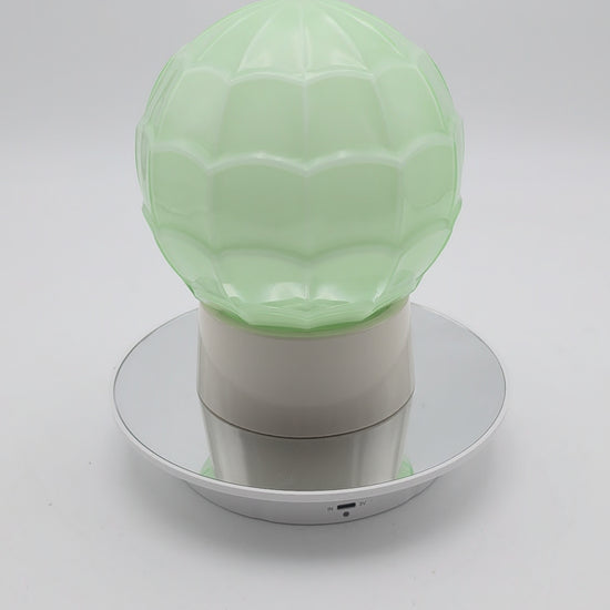 thabur lamp, art deco nouveau, french deco lamp, dutch glass, René Lalique, Le Corbusier, Jean Dunand, Sonia Delaunay, Chrysler new york, bauhaus, toilet light, The Great Gatsby