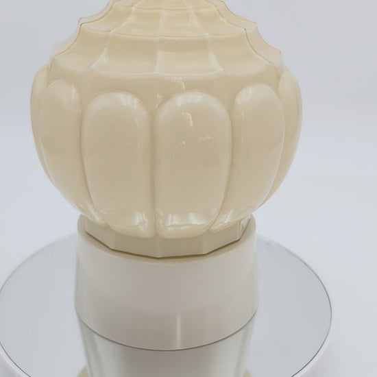 thabur lamp, art deco nouveau, french deco lamp, dutch glass, René Lalique, Le Corbusier, Jean Dunand, Chrysler new york, bauhaus, toilet light, vintage home decor, midcentury lamp, 1920s 1930s lamp