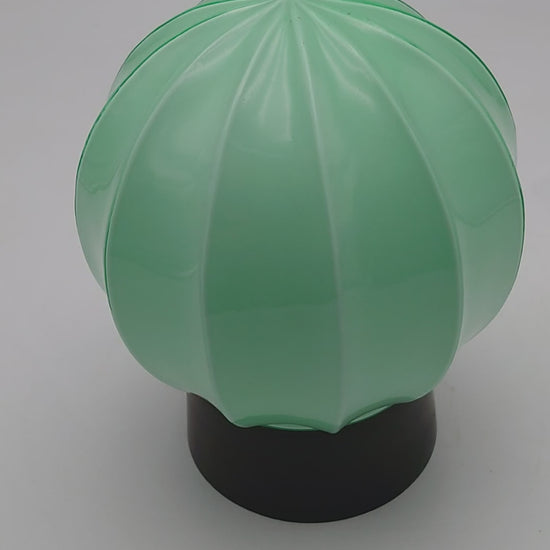 thabur lamp, art deco nouveau, french deco lamp, René Lalique, Jean Dunand, Sonia Delaunay, Chrysler new york, bauhaus, toilet light, titanic lamp, tiffany lamp, bathroom lamp, vintage ceiling lamp