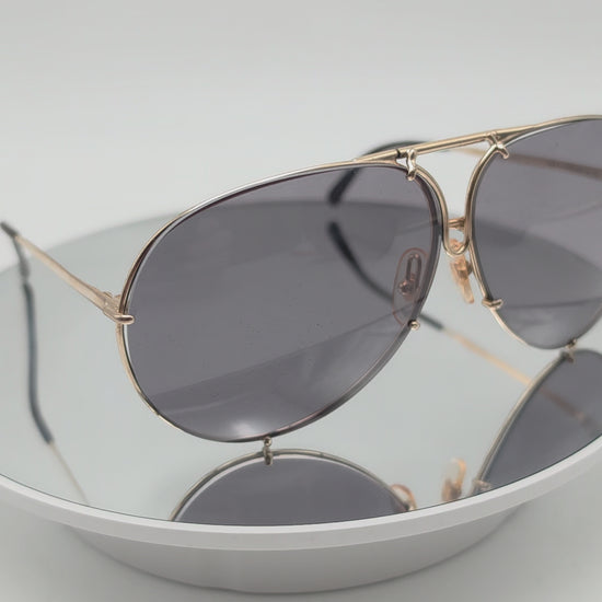 porsche sunglasses, vintage sunglasses, scarface al pacino, mafia sunglasses, 1980s style miami, miami vice, tony montana, design sunglasses, sunglases, sun glasses vintage, cartier rayban, Oakley Gucci, porsche design 5621