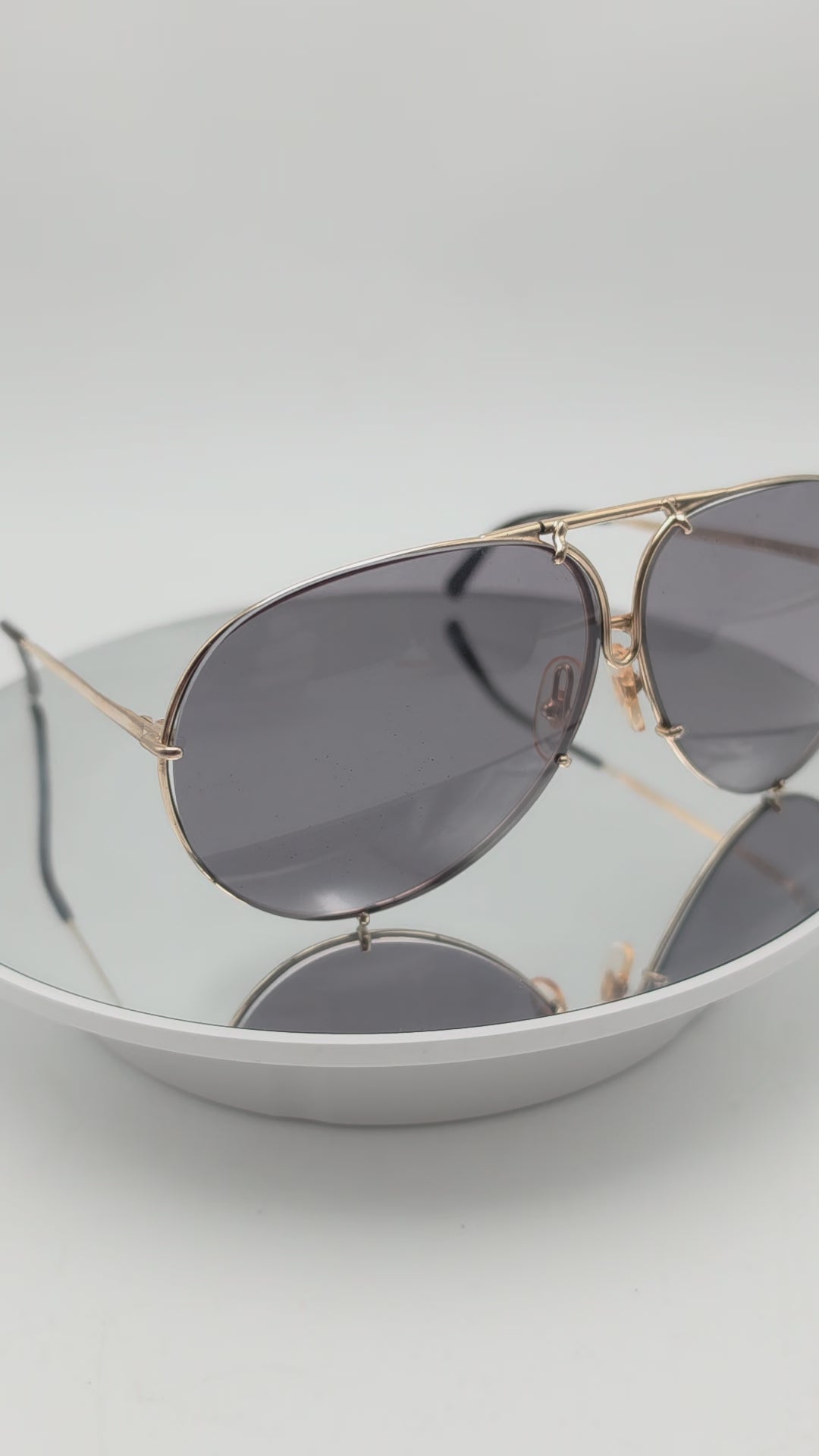 porsche sunglasses, vintage sunglasses, scarface al pacino, mafia sunglasses, 1980s style miami, miami vice, tony montana, design sunglasses, sunglases, sun glasses vintage, cartier rayban, Oakley Gucci, porsche design 5621