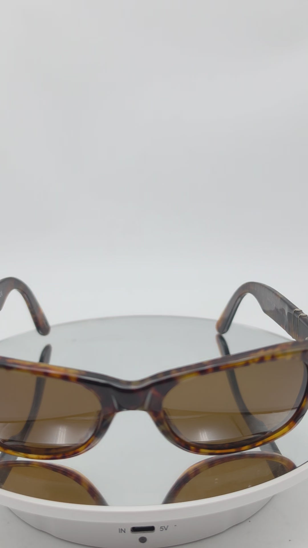 fendi chanel, vintage sunglasses, gucci prada, ray-ban oakley, persol balmain, burberry versace, cartier dior, Yves Saint Laurent, summer woman gift, dolce gabbana, Guerlain revlon, tortoise sunglasses, stylish sunglasses