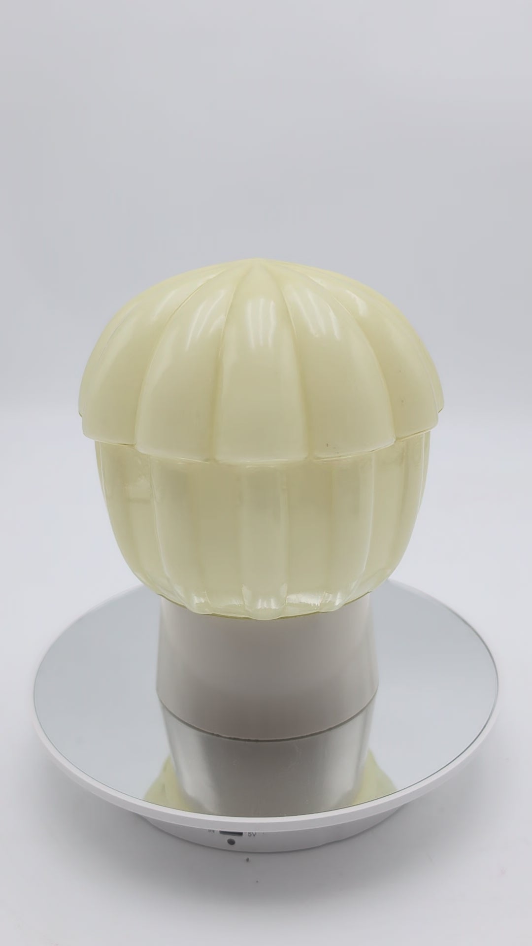 art deco lamp