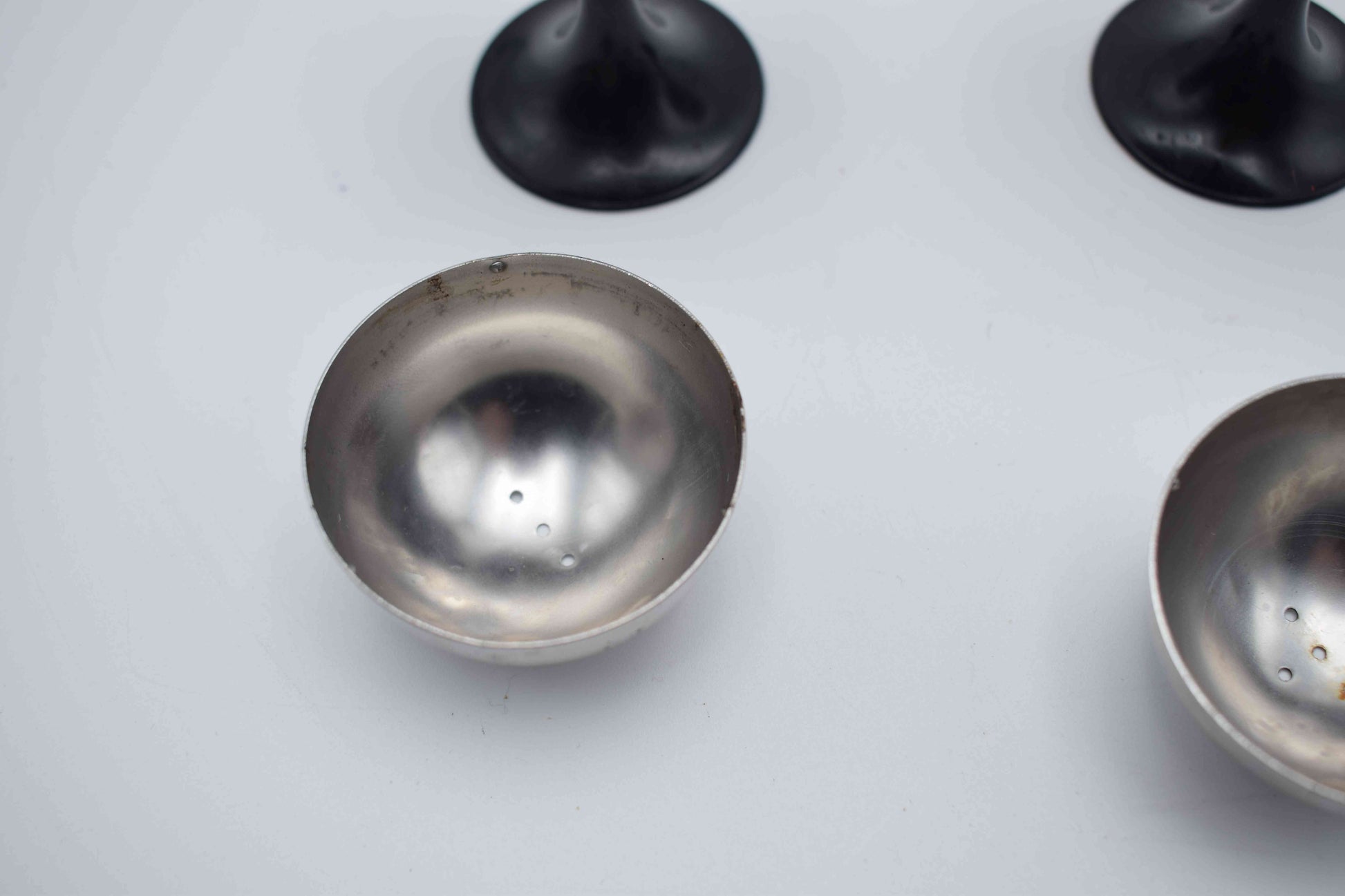 quist, salt pepper shaker, kitchen design, west germany, mid century modern, space age, atomic age, 1970s style, colombo saarinen, aarnio panton, arne jacobsen, associati, magistretti