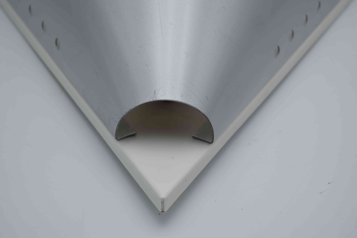 sterrenregen raak, raak amsterdam, light architects, silver sconces, designer lamp, midcentury modern, ikea vintage, Raak model c9999, gray wall lamp, 1970s lamp raak, design lamp gray, Magistretti aulenti, starck bellini