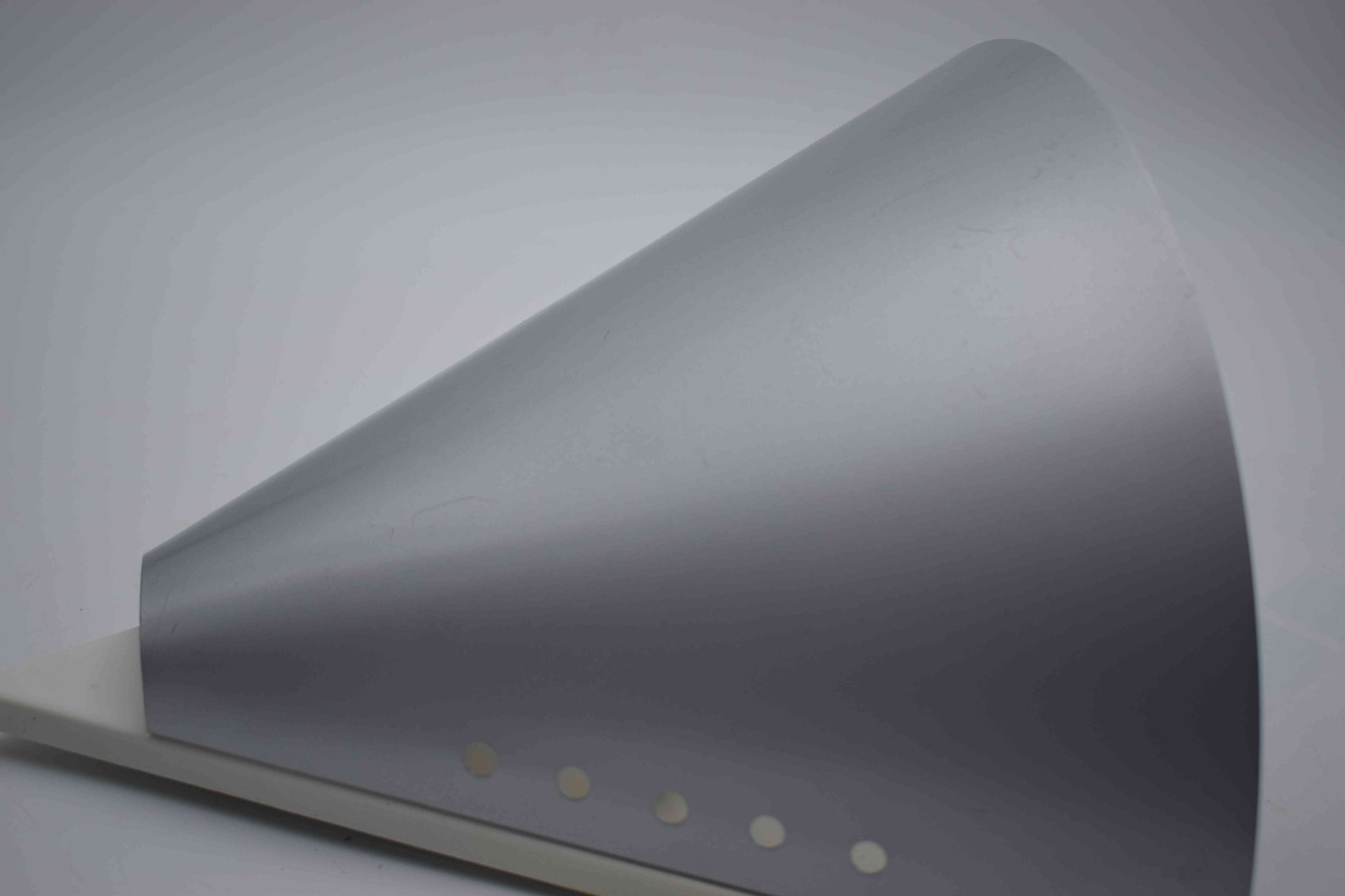 sterrenregen raak, raak amsterdam, light architects, silver sconces, designer lamp, midcentury modern, ikea vintage, Raak model c9999, gray wall lamp, 1970s lamp raak, design lamp gray, Magistretti aulenti, starck bellini