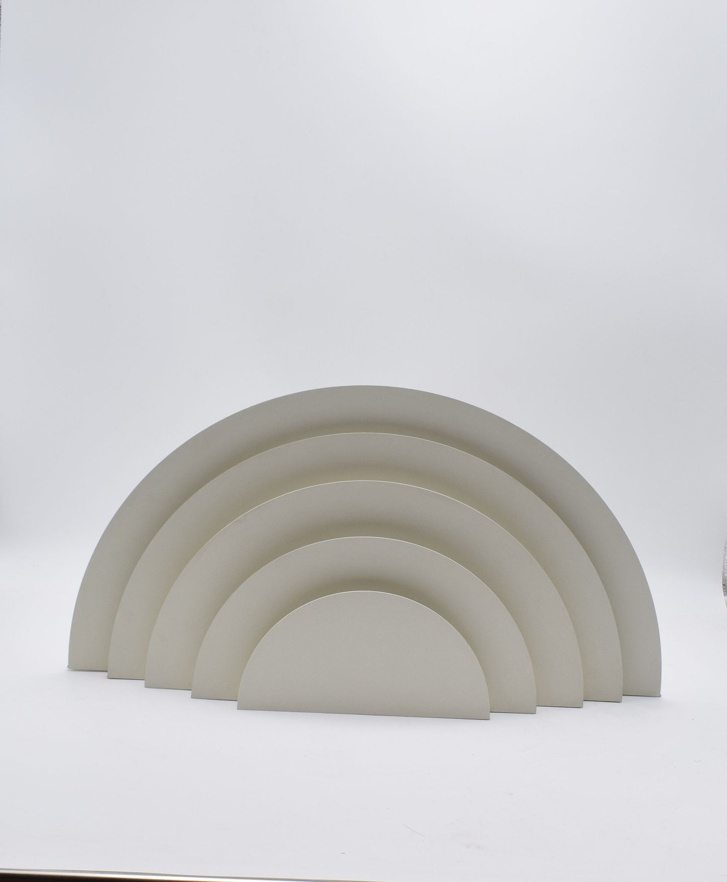 raak meander c1615, raak wall lamp, dutch design, 1970s 1960s lamp, white wall lamp, danish design lamp, poulsen lamp, jakobsson lamp, martha stewart, top best design, soho art deco, Philippe Starck, Joanna Gaines