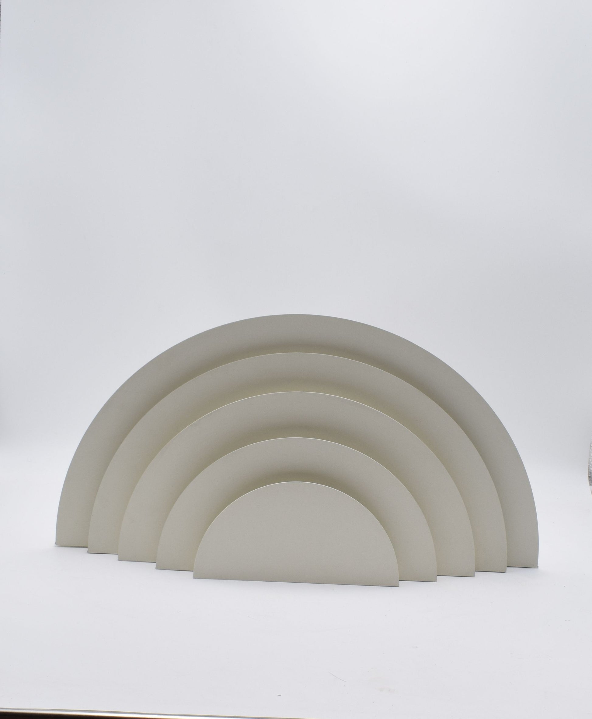 raak meander c1615, raak wall lamp, dutch design, 1970s 1960s lamp, white wall lamp, danish design lamp, poulsen lamp, jakobsson lamp, martha stewart, top best design, soho art deco, Philippe Starck, Joanna Gaines