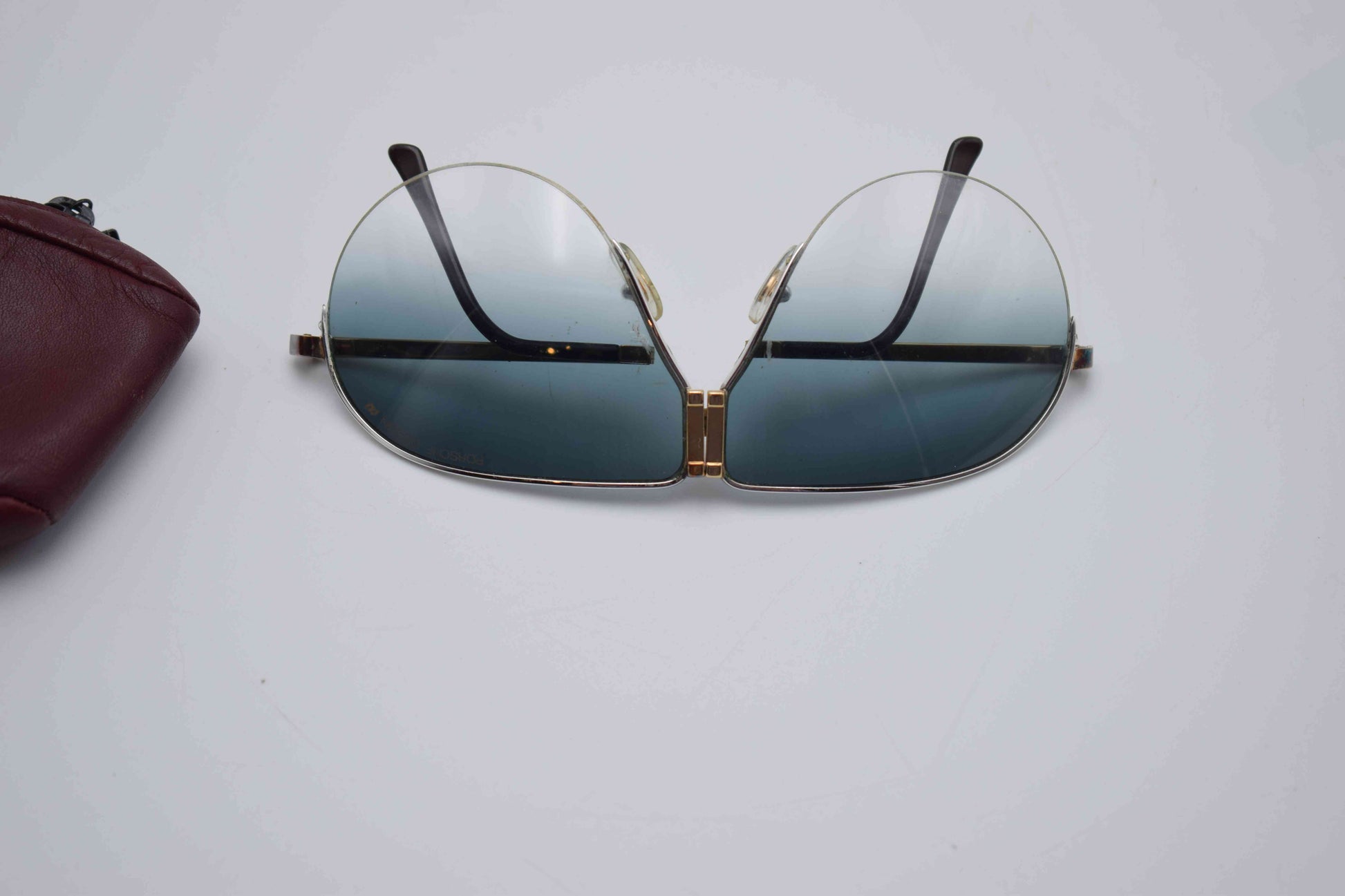 porsche carrera 5628, porsche sunglasses, vintage sunglasses, scarface al pacino, mafia sunglasses, 1980s style miami, miami vice, tony montana, design sunglasses, sunglases, sun glasses vintage, cartier rayban, Oakley Gucci