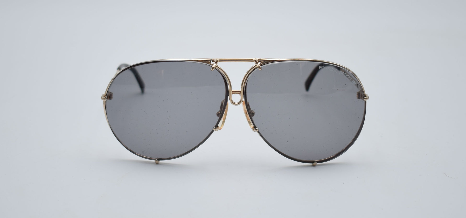 porsche sunglasses, vintage sunglasses, scarface al pacino, mafia sunglasses, 1980s style miami, miami vice, tony montana, design sunglasses, sunglases, sun glasses vintage, cartier rayban, Oakley Gucci, porsche design 5621