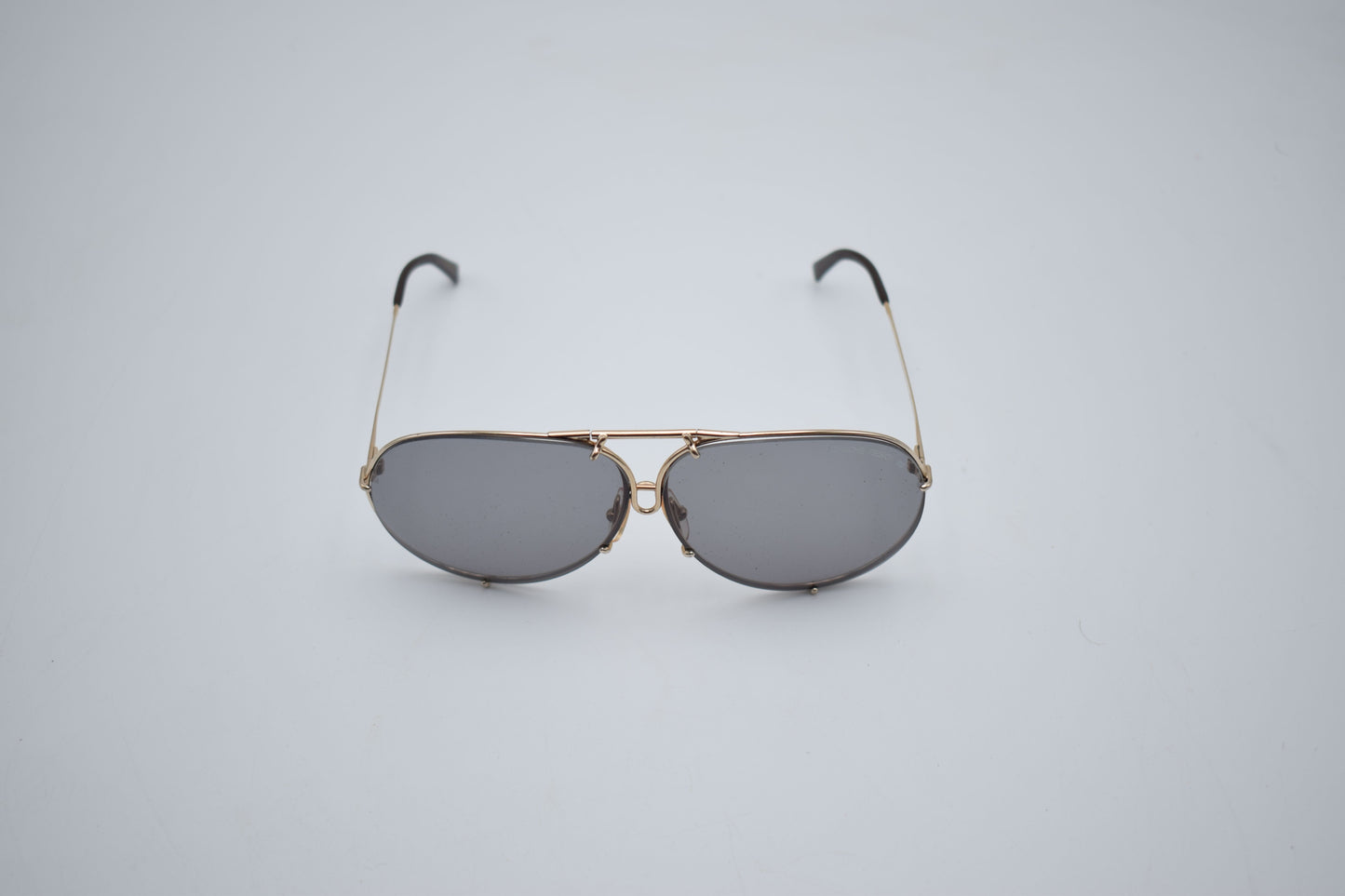 porsche sunglasses, vintage sunglasses, scarface al pacino, mafia sunglasses, 1980s style miami, miami vice, tony montana, design sunglasses, sunglases, sun glasses vintage, cartier rayban, Oakley Gucci, porsche design 5621