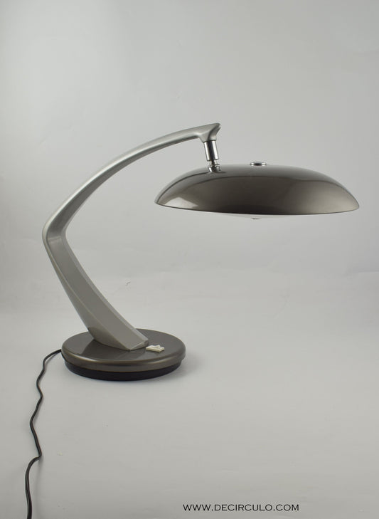Fase Boomerang desk table lamp Madrid Spain. Beautiful light from the 1960s and early 1970s