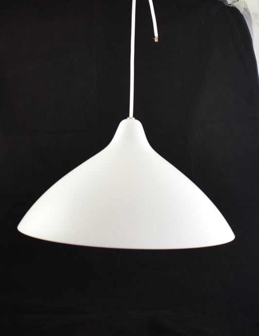 Stockmann Orno design Lisa Johansson-Pape witte hanglamp gemaakt in Finland